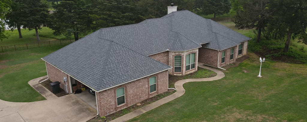  Local Roofing Services in Manor